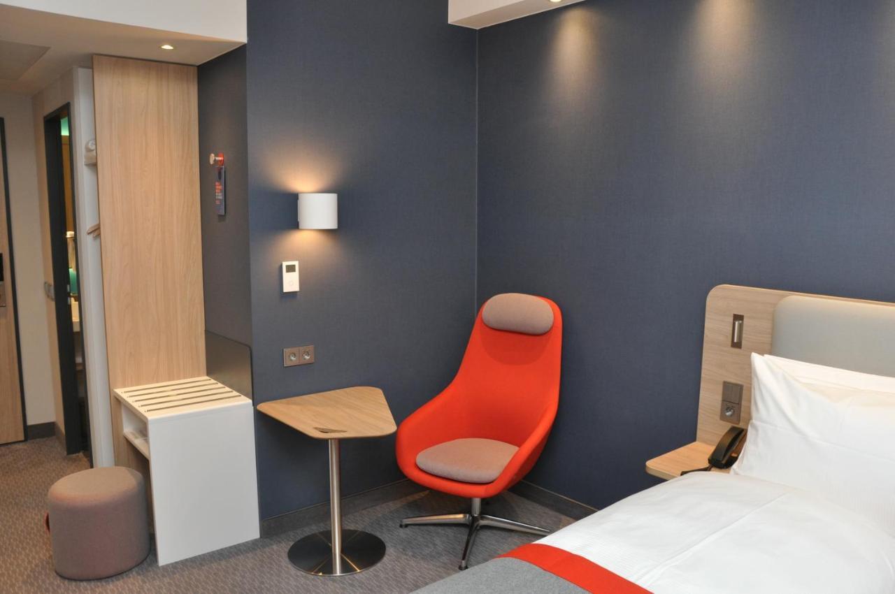 Holiday Inn Express - Sindelfingen By Ihg Exterior foto